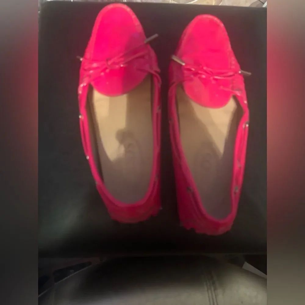 Tod's bright Pink Gommino Slip On Loafers drivers shoes flats moccasins
